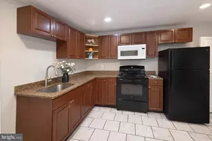 217 E Chestnut St, Norristown, PA 19401 - Photo 3