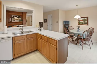 33 Stafford Square, Boyertown, PA 19512 - Photo 17