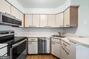 414 Foxcroft Cir, Royersford, PA 19468 - Photo 21