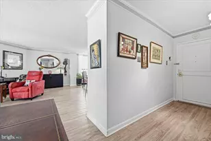 666 W Germantown Pike, Plymouth Meeting, PA 19462 - Photo 9