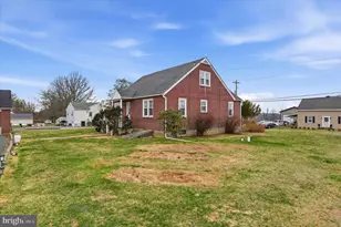 1937 Hoffmansville Rd, Frederick, PA 19435 - Photo 3