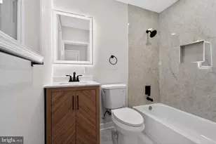 727 W County Line Rd, Hatboro, PA 19040 - Photo 25