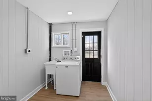 727 W County Line Rd, Hatboro, PA 19040 - Photo 29