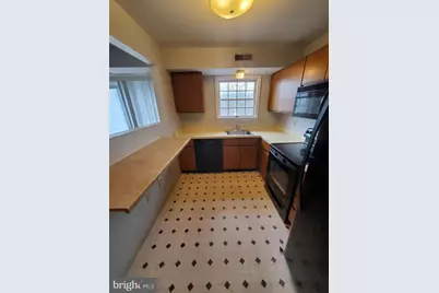 620 Manatawny Street # 66, Pottstown, PA 19464 - Photo 7