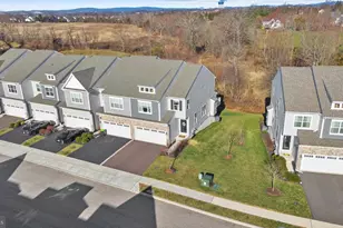 312 Ridgewood Dr, Royersford, PA 19468 - Photo 3