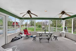 939 Alycia Ln, Telford, PA 18969 - Photo 3