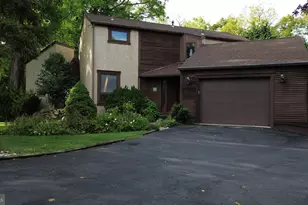 744 School Line Dr, King of Prussia, PA 19406 - Photo 3