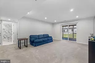 1094 Moscariello, Royersford, PA 19468 - Photo 19