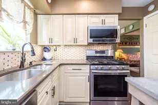 109 Pioneer Dr, Lansdale, PA 19446 - Photo 9