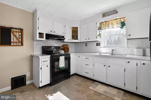 548 Belmont St, Pottstown, PA 19464 - Photo 9