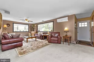 1030 Walt Rd, Pennsburg, PA 18073 - Photo 9