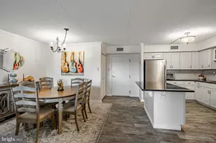 10713 Valley Forge Cir, King of Prussia, PA 19406 - Photo 19