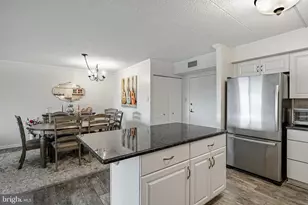 10713 Valley Forge Cir, King of Prussia, PA 19406 - Photo 11