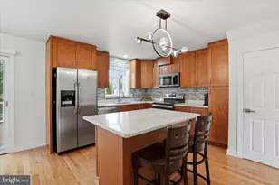 898 Crestline Dr, Blue Bell, PA 19422 - Photo 9