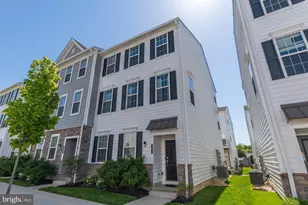 10 Manchester Dr, Hatboro, PA 19040 - Photo 1