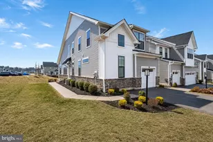 34 Tamarack Cir, Eagleville, PA 19403 - Photo 3