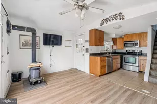 56 Reifsnyder Rd, Royersford, PA 19468 - Photo 5