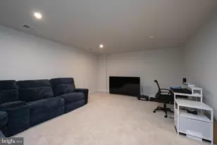 121 Chase Ln, Gilbertsville, PA 19525 - Photo 7