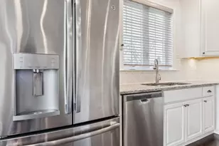 2133 Julia Dr, Conshohocken, PA 19428 - Photo 7