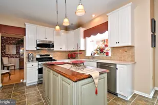 115 Hanover Ave, North Wales, PA 19454 - Photo 17