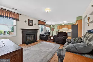 62 Harlow Cir, Ambler, PA 19002 - Photo 9