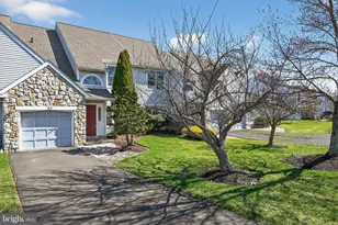 62 Harlow Cir, Ambler, PA 19002 - Photo 1