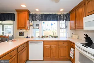 227 W Reliance Rd, Souderton, PA 18964 - Photo 19