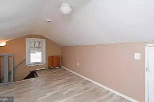 20 E Howard St, Stowe, PA 19464 - Photo 3