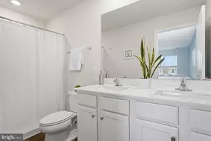 876 Still Waters Ln, Pennsburg, PA 18073 - Photo 19