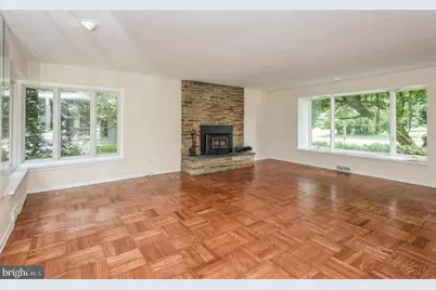 8104 Heacock Lane, Wyncote, PA 19095 - Photo 5