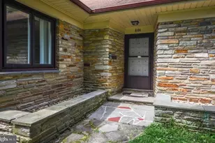 8104 Heacock Ln, Wyncote, PA 19095 - Photo 3