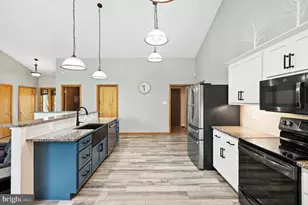 213 Cross Rd, Gilbertsville, PA 19525 - Photo 21