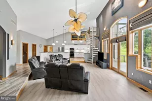 213 Cross Rd, Gilbertsville, PA 19525 - Photo 11