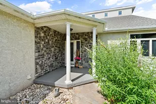 213 Cross Rd, Gilbertsville, PA 19525 - Photo 5