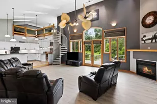 213 Cross Rd, Gilbertsville, PA 19525 - Photo 7