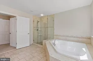 31 Penn Manor Ct, Fort Washington, PA 19034 - Photo 17