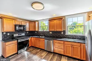 107 Valley View Rd, Norristown, PA 19401 - Photo 15