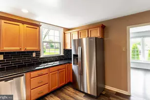 107 Valley View Rd, Norristown, PA 19401 - Photo 11