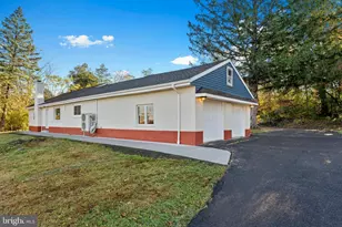 2126 Needhammer Rd, Pottstown, PA 19464 - Photo 25