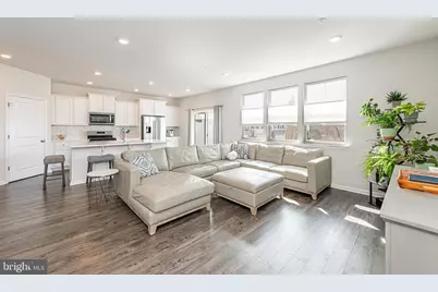 17 Egret Way, Phoenixville, PA 19460 - Photo 3