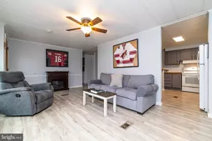 359 Woodstream Way, North Wales, PA 19454 - Photo 5