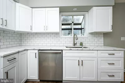 1146 Valley Stream Drive, Perkiomenville, PA 18074 - Photo 7