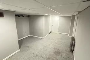 249 E Oak St, Norristown, PA 19401 - Photo 15