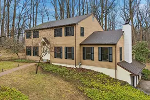 559 Mitchford Rd, Wayne, PA 19087 - Photo 3