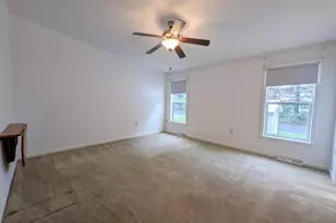 22 Holiday Ave, Hatfield, PA 19440 - Photo 17