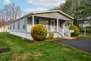 22 Holiday Ave, Hatfield, PA 19440 - Photo 1