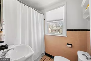 607 Latham Dr, Wynnewood, PA 19096 - Photo 23