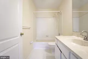 6006 Rolling Hill Dr, North Wales, PA 19454 - Photo 15