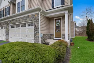 105 Brentwood Ct, Montgomeryville, PA 18936 - Photo 3