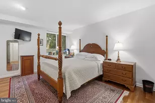 1655 Oakwood Dr, Narberth, PA 19072 - Photo 23